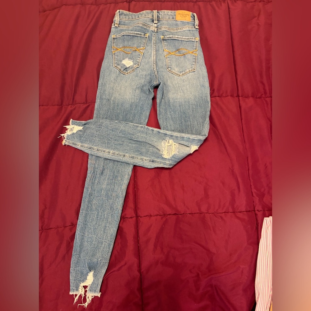 Abercrombie & Fitch Light Blue Distressed Skinny Jeans - Picture 2 of 3